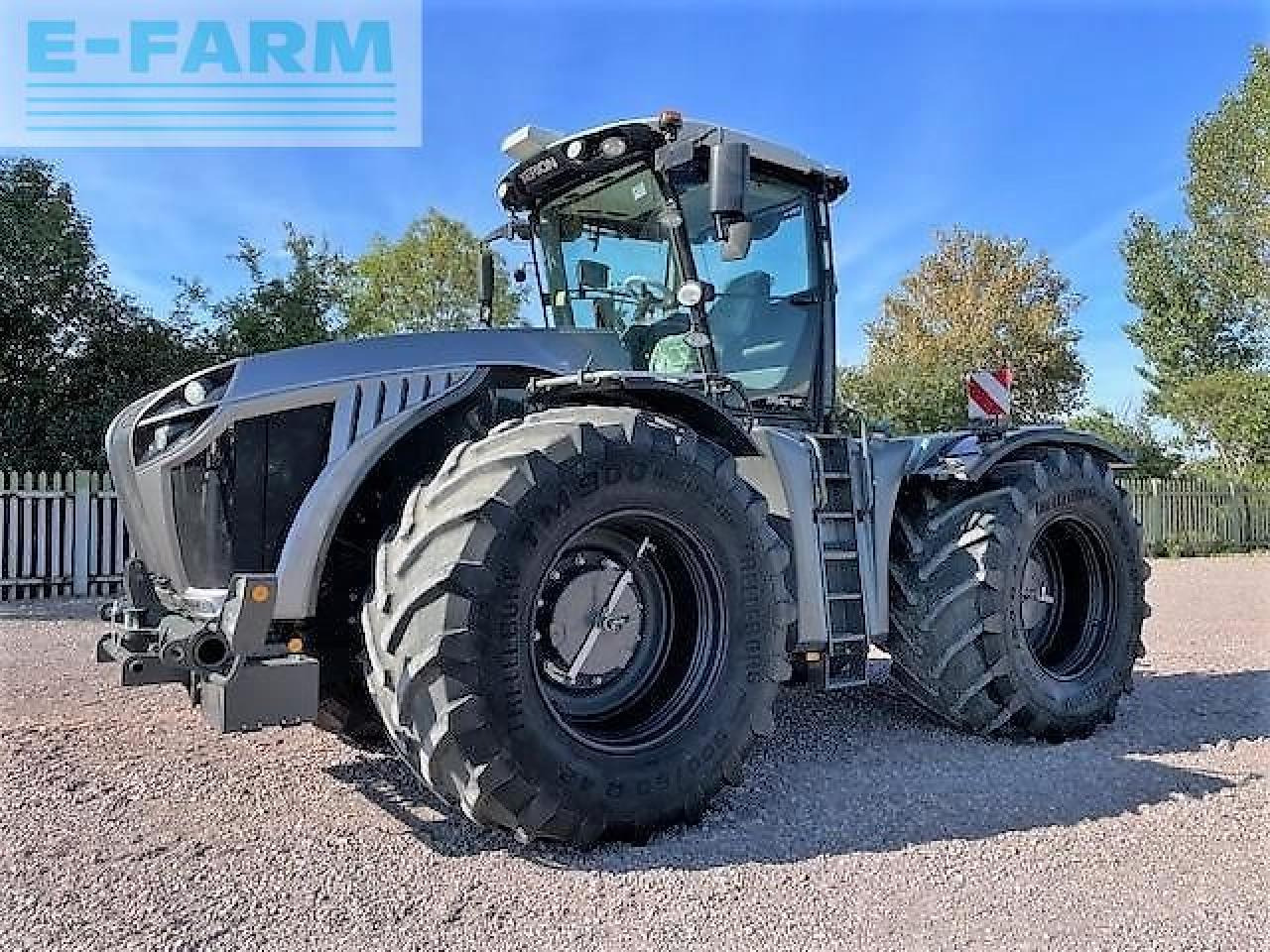 CLAAS xerion 4000 trac vc TRAC VC - Трактор: фото 1 CLAAS xerion 4000 trac vc TRAC VC - Трактор: фото 1