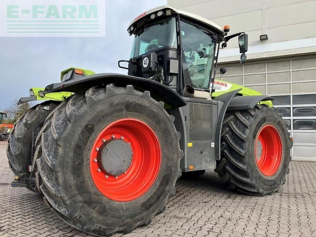 CLAAS xerion 5000 trac - Трактор: фото 4 CLAAS xerion 5000 trac - Трактор: фото 4