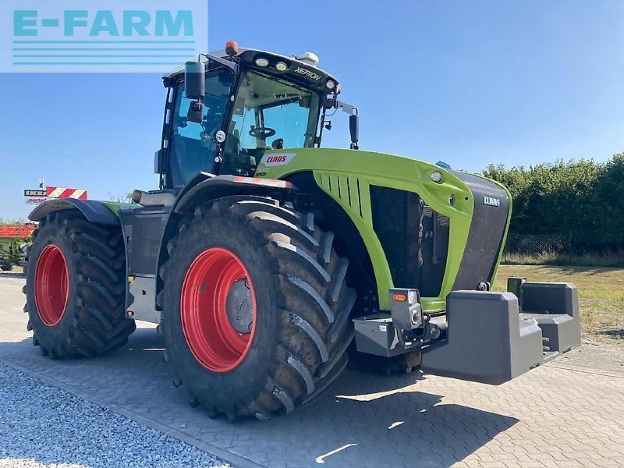 CLAAS xerion 5000 trac TRAC - Трактор: фото 3 CLAAS xerion 5000 trac TRAC - Трактор: фото 3