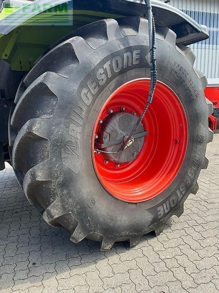 CLAAS xerion 5000 trac TRAC - Трактор: фото 4 CLAAS xerion 5000 trac TRAC - Трактор: фото 4