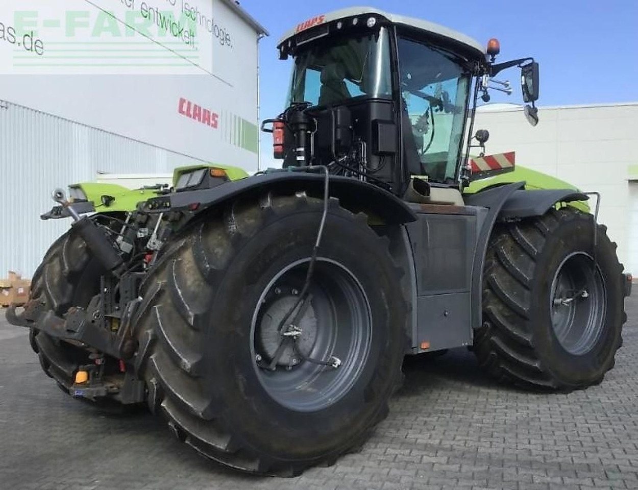 CLAAS xerion 5000 trac vc TRAC VC - Трактор: фото 5 CLAAS xerion 5000 trac vc TRAC VC - Трактор: фото 5