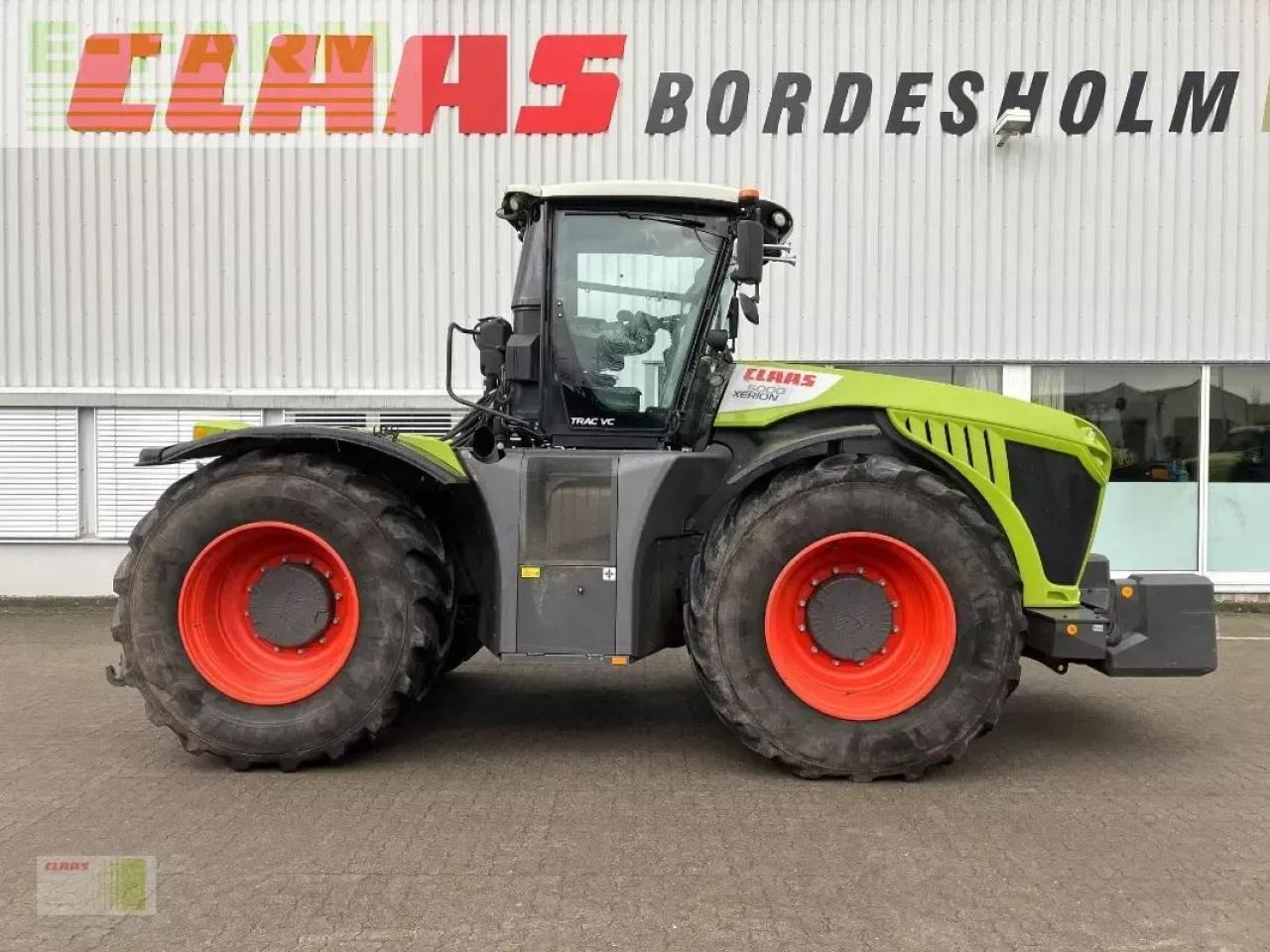 CLAAS xerion 5000 trac vc TRAC VC - Трактор: фото 3 CLAAS xerion 5000 trac vc TRAC VC - Трактор: фото 3