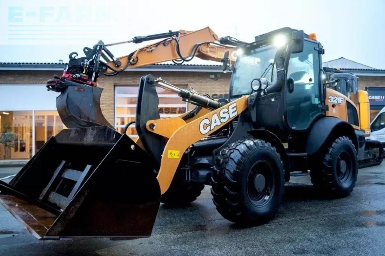 Case-IH 321 f - Мини-экскаватор: фото 1 Case-IH 321 f - Мини-экскаватор: фото 1