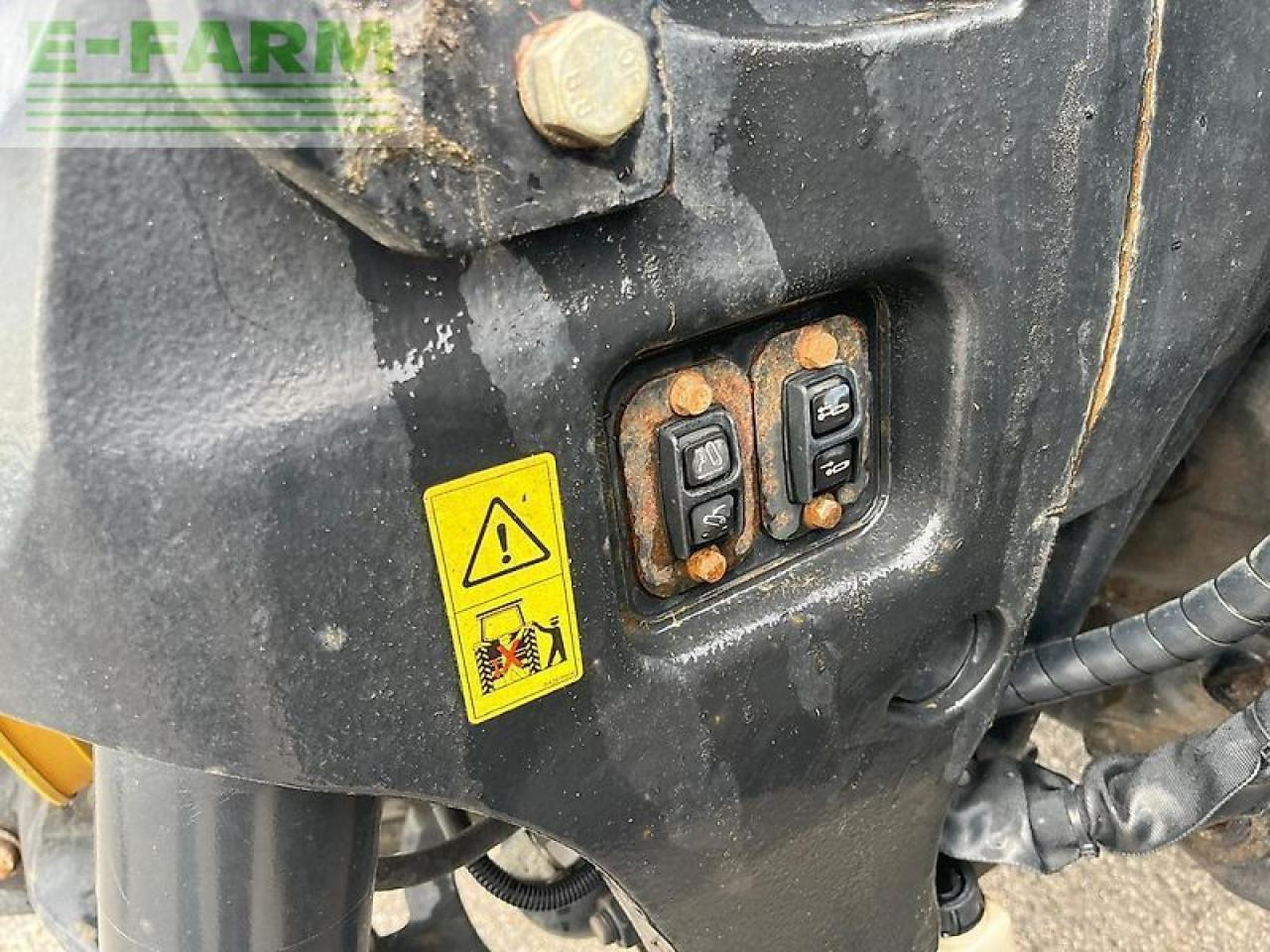 Case-IH optum 270 cvx CVX - Трактор: фото 4 Case-IH optum 270 cvx CVX - Трактор: фото 4