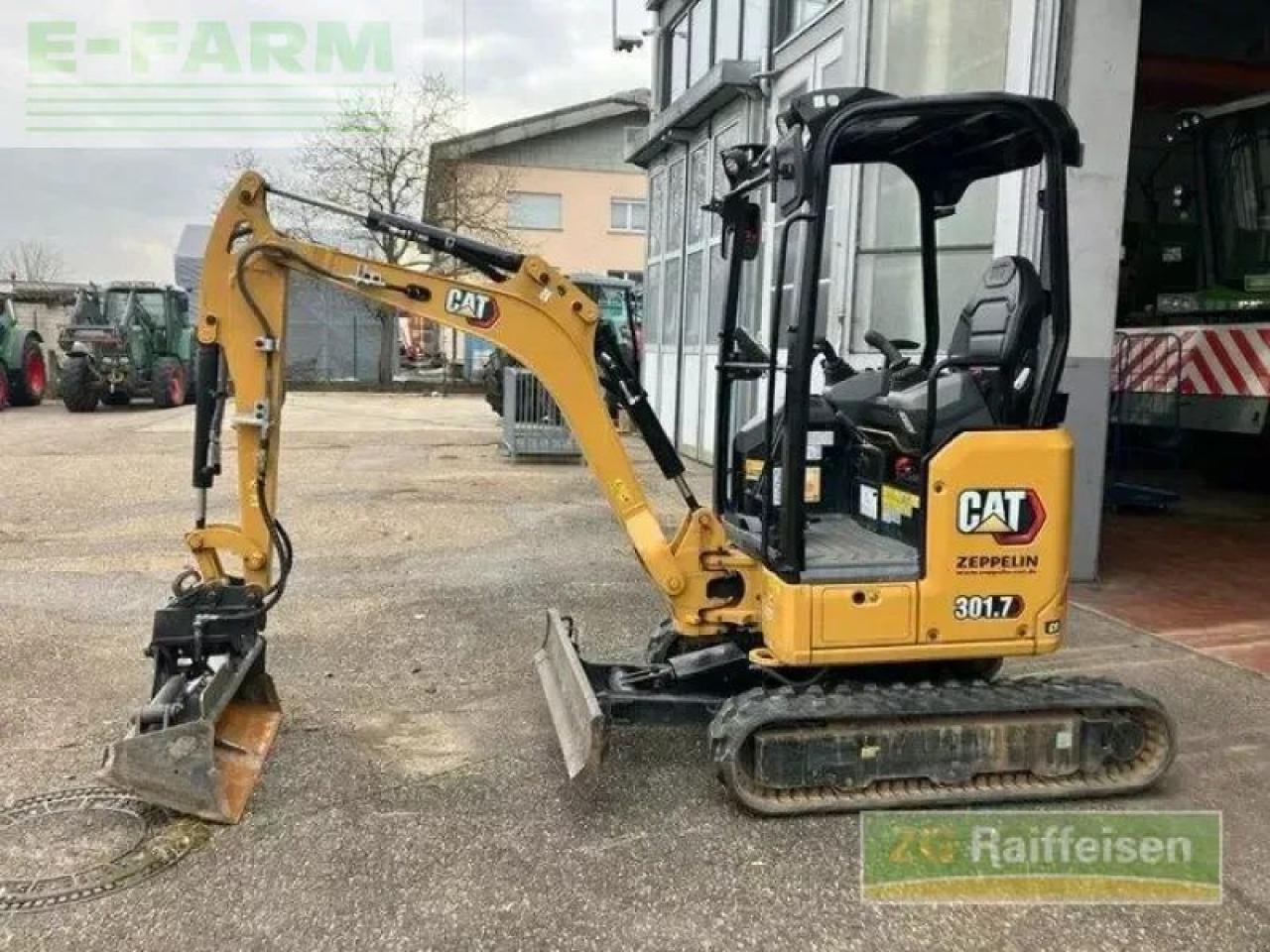 Caterpillar 301.7 cr minibager - Мини-экскаватор: фото 2 Caterpillar 301.7 cr minibager - Мини-экскаватор: фото 2