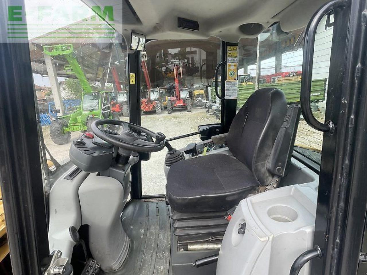 Caterpillar 908 h - Мини-экскаватор: фото 5 Caterpillar 908 h - Мини-экскаватор: фото 5