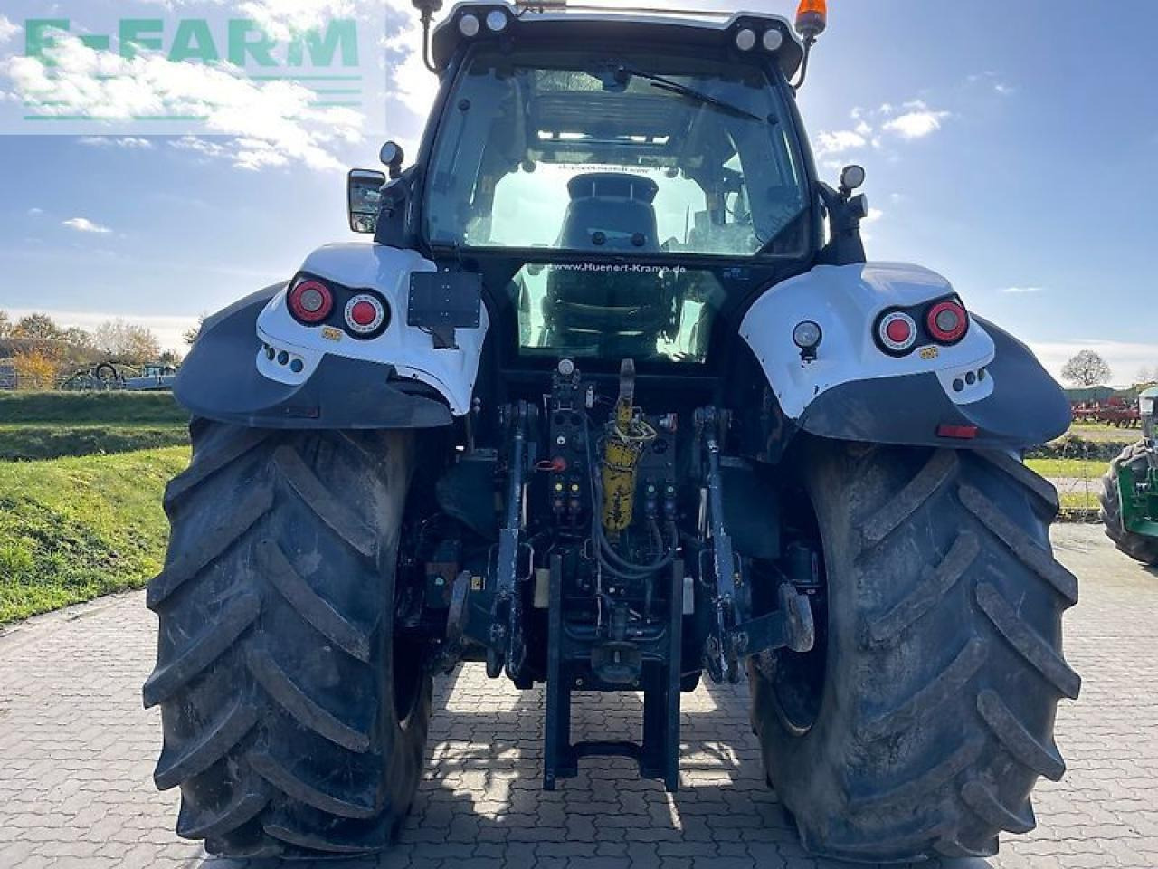 Deutz-Fahr 6215 agrotron ttv - Трактор: фото 4 Deutz-Fahr 6215 agrotron ttv - Трактор: фото 4