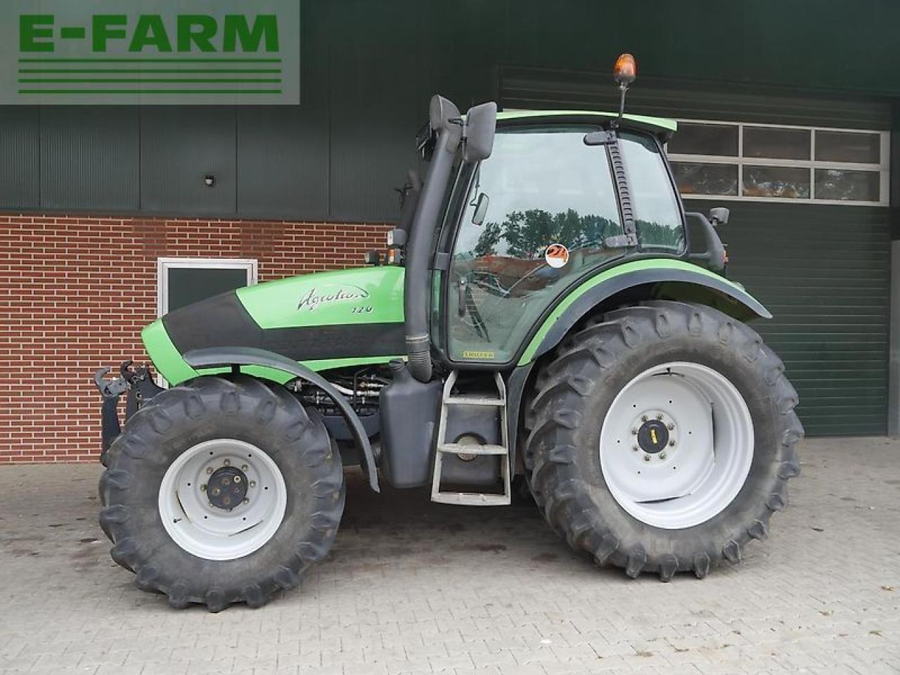 Deutz-Fahr agrotron 120 new nur 2350 std. - Трактор: фото 5 Deutz-Fahr agrotron 120 new nur 2350 std. - Трактор: фото 5