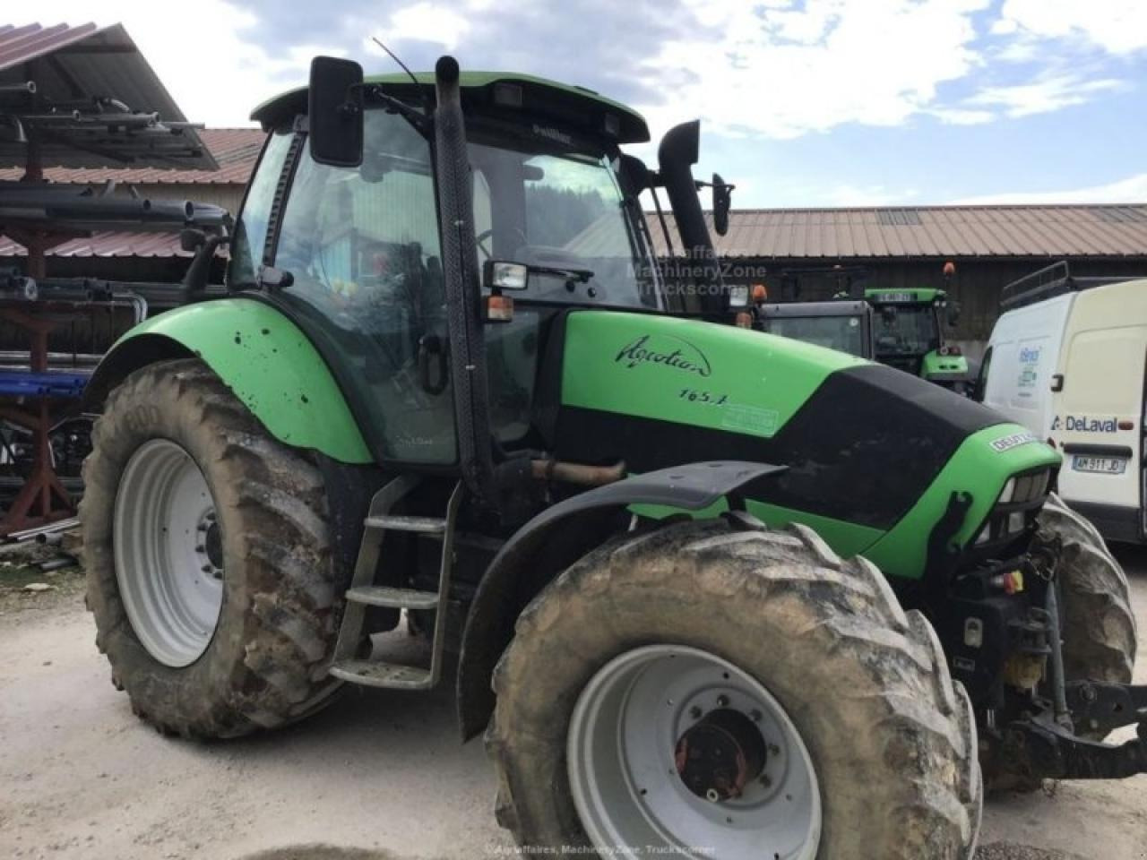 Deutz-Fahr agrotron 165.7 - Трактор: фото 2 Deutz-Fahr agrotron 165.7 - Трактор: фото 2