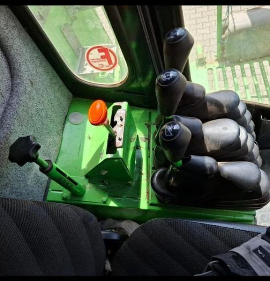 Deutz-Fahr power liner 4035 - Зерноуборочный комбайн: фото 3 Deutz-Fahr power liner 4035 - Зерноуборочный комбайн: фото 3