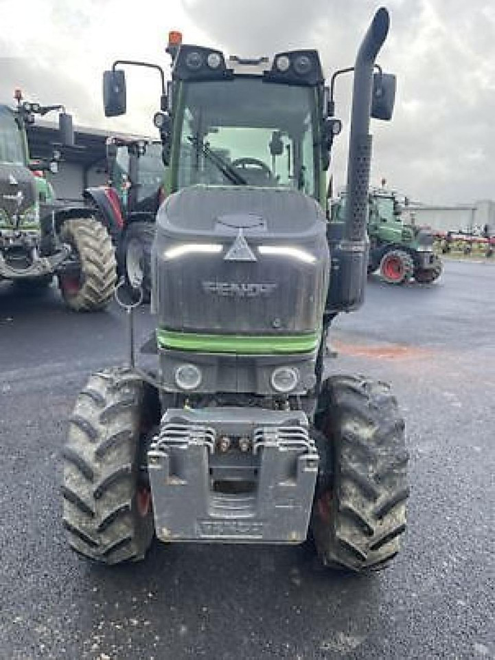 Fendt 209 v vario V - Трактор: фото 2 Fendt 209 v vario V - Трактор: фото 2