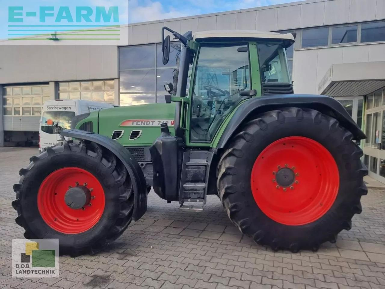 Fendt 718 vario comiii - Трактор: фото 4 Fendt 718 vario comiii - Трактор: фото 4