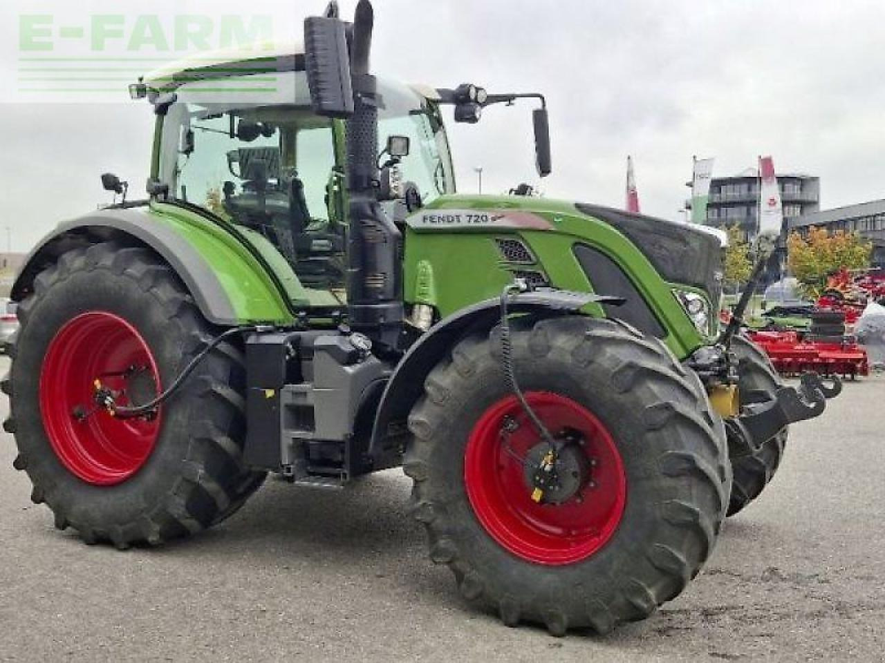 Fendt 720 vario s4 profi plus - Трактор: фото 2 Fendt 720 vario s4 profi plus - Трактор: фото 2