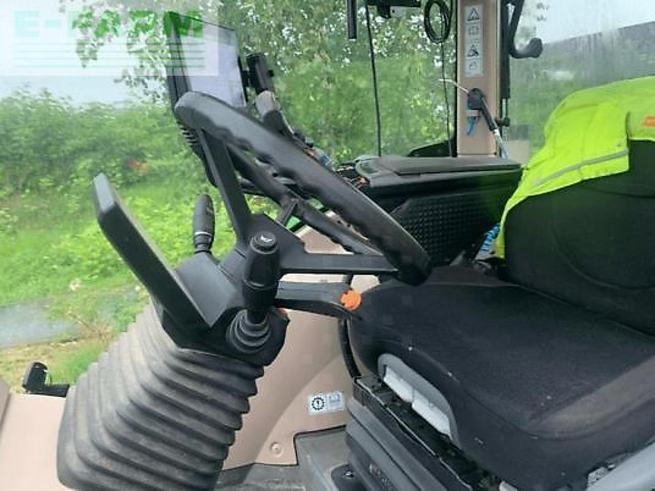 Fendt 724 profi plus - Трактор: фото 5 Fendt 724 profi plus - Трактор: фото 5
