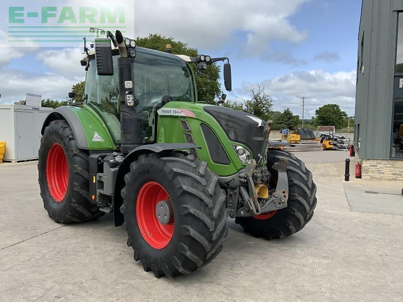 Fendt 724 profi plus vario tractor (st23355) ProfiPlus - Трактор: фото 4 Fendt 724 profi plus vario tractor (st23355) ProfiPlus - Трактор: фото 4