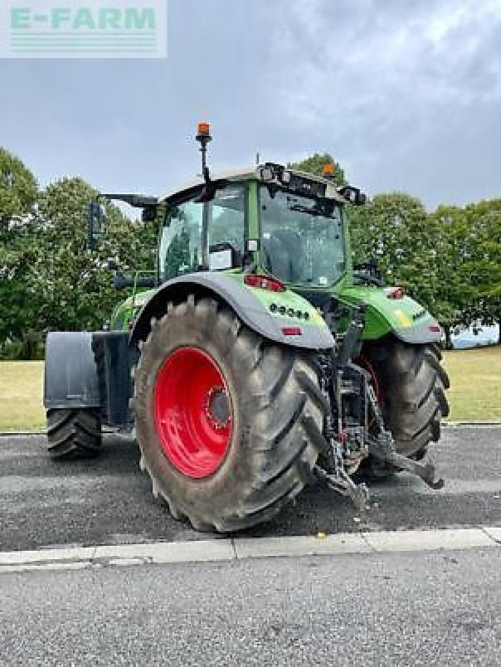 Fendt 724 vario profi plus ProfiPlus - Трактор: фото 2 Fendt 724 vario profi plus ProfiPlus - Трактор: фото 2