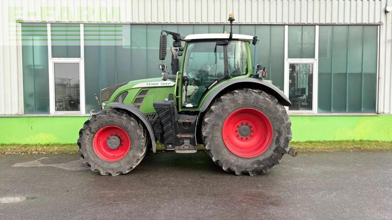 Fendt 724 vario s4 - Трактор: фото 2 Fendt 724 vario s4 - Трактор: фото 2