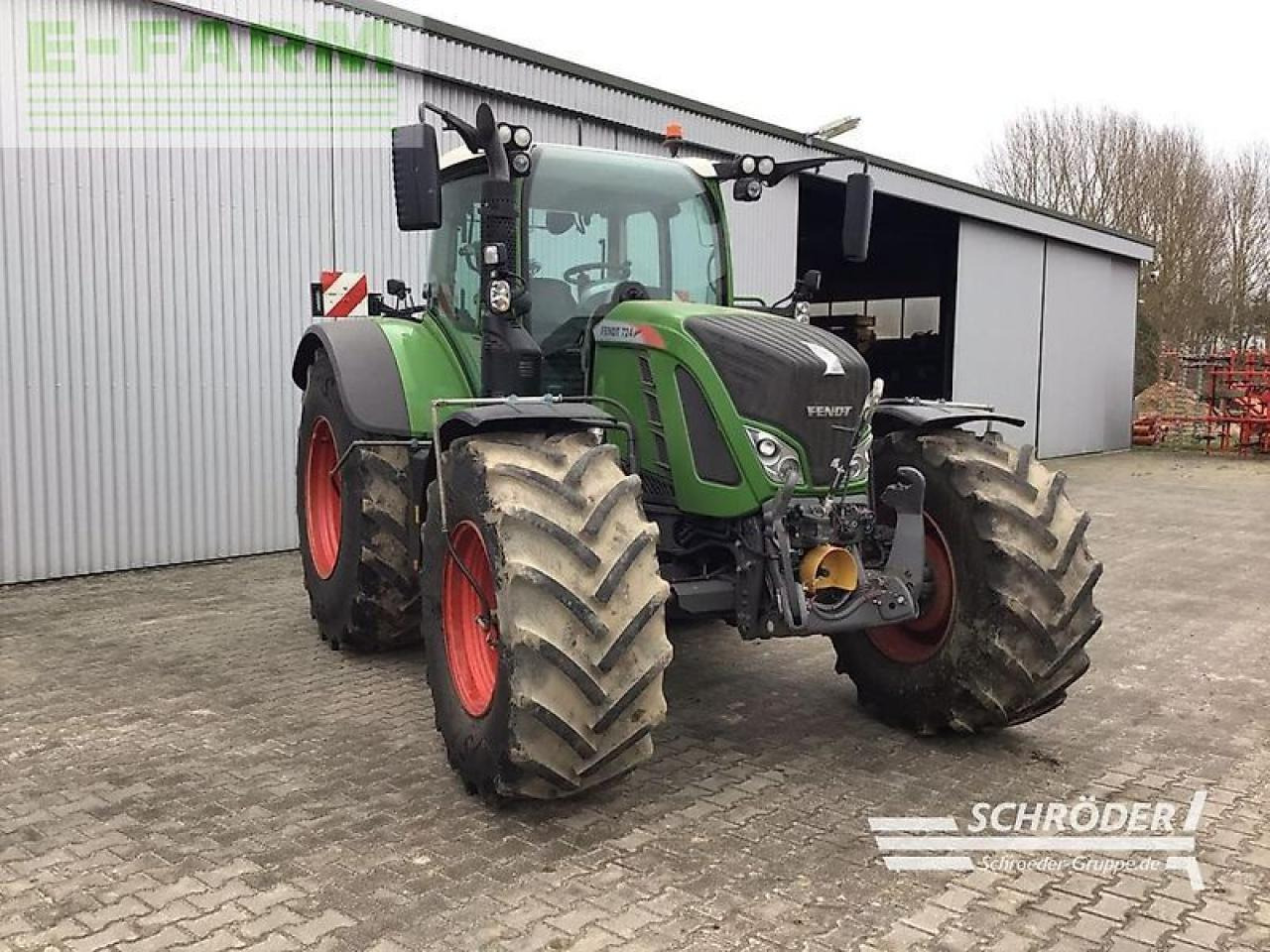 Fendt 724 vario s4 profi plus ProfiPlus - Трактор: фото 3 Fendt 724 vario s4 profi plus ProfiPlus - Трактор: фото 3