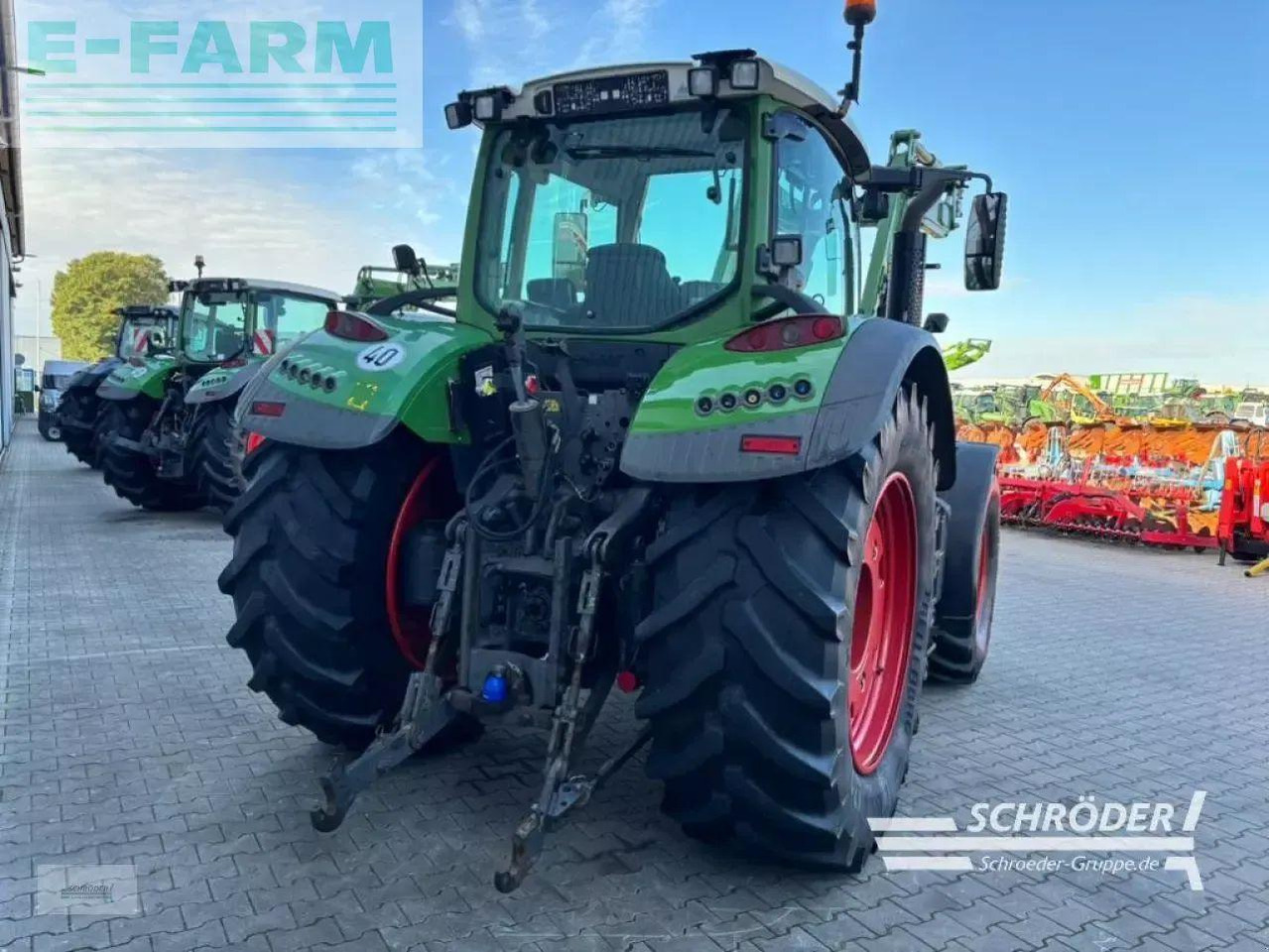 Fendt 724 vario s4 profi plus ProfiPlus - Трактор: фото 3 Fendt 724 vario s4 profi plus ProfiPlus - Трактор: фото 3
