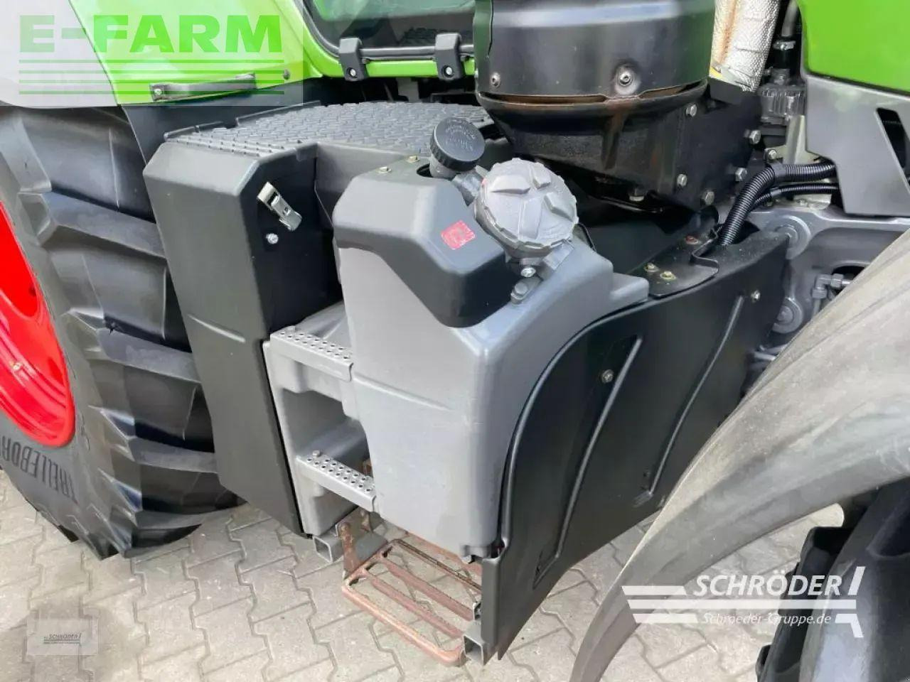 Fendt 724 vario s4 profi plus ProfiPlus - Трактор: фото 5 Fendt 724 vario s4 profi plus ProfiPlus - Трактор: фото 5
