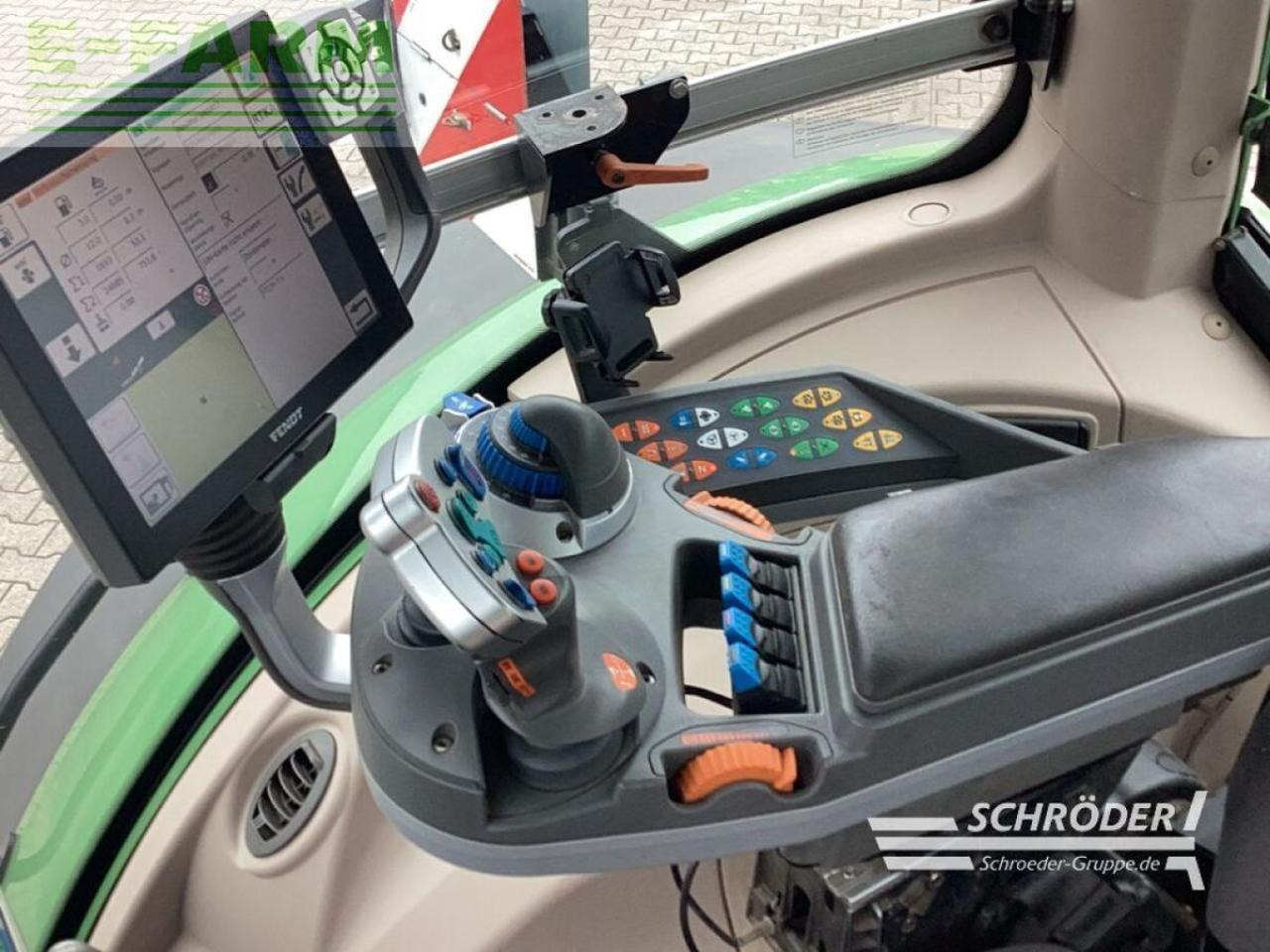 Трактор Fendt 828 s4 profi plus: фото 18 Трактор Fendt 828 s4 profi plus: фото 18