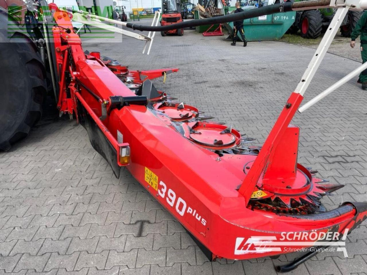 Fendt katana 85 + kemper 390plus + kemper 3002 - Кормоуборочный комбайн: фото 4 Fendt katana 85 + kemper 390plus + kemper 3002 - Кормоуборочный комбайн: фото 4