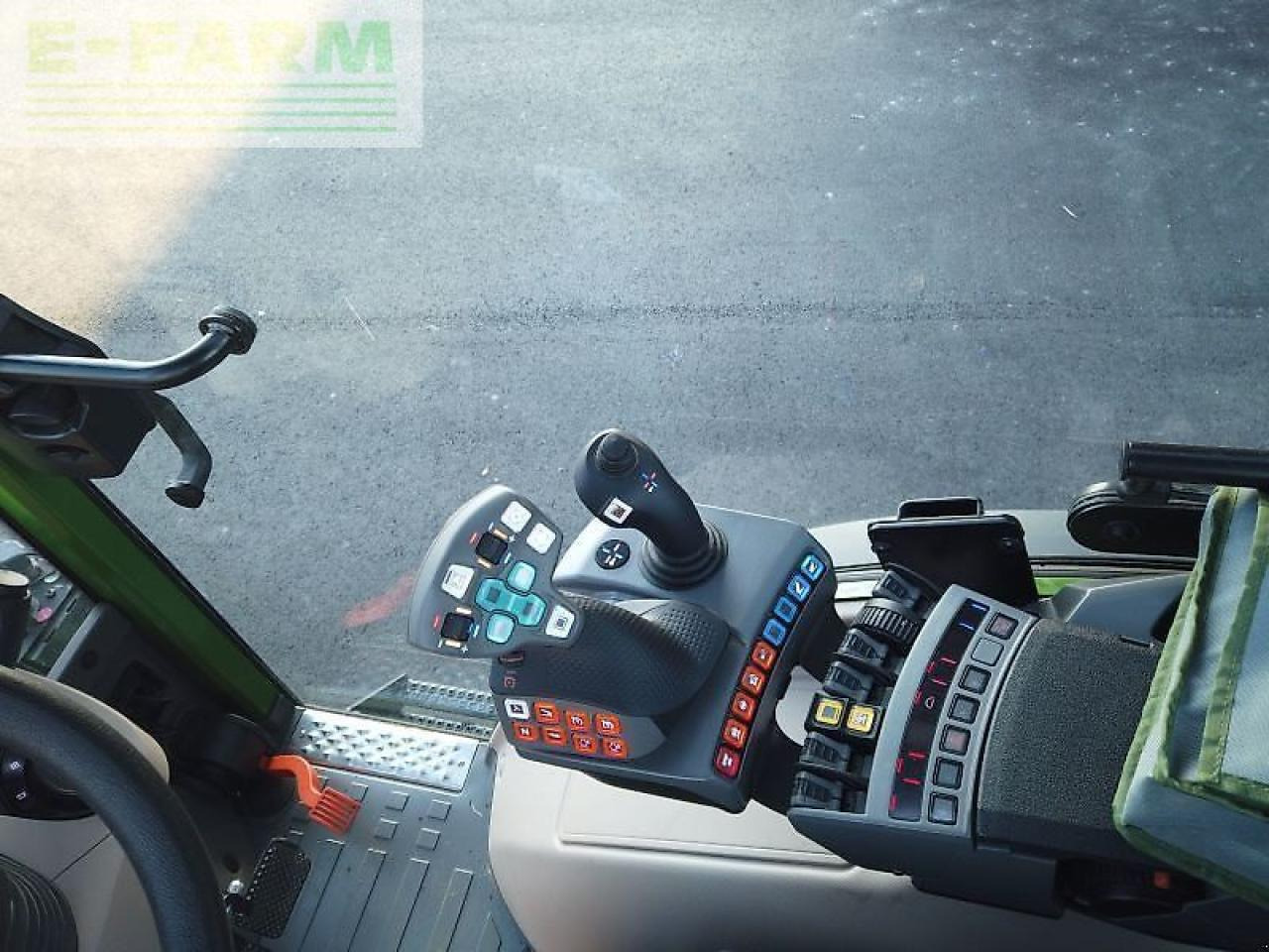 Трактор Fendt traktor 211 v vario gen3 V: фото 15