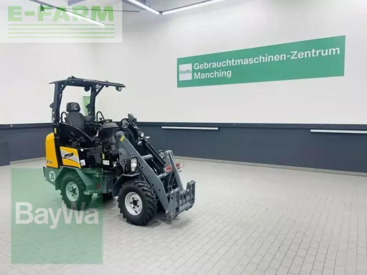 Giant g1500 - Мини-экскаватор: фото 1 Giant g1500 - Мини-экскаватор: фото 1