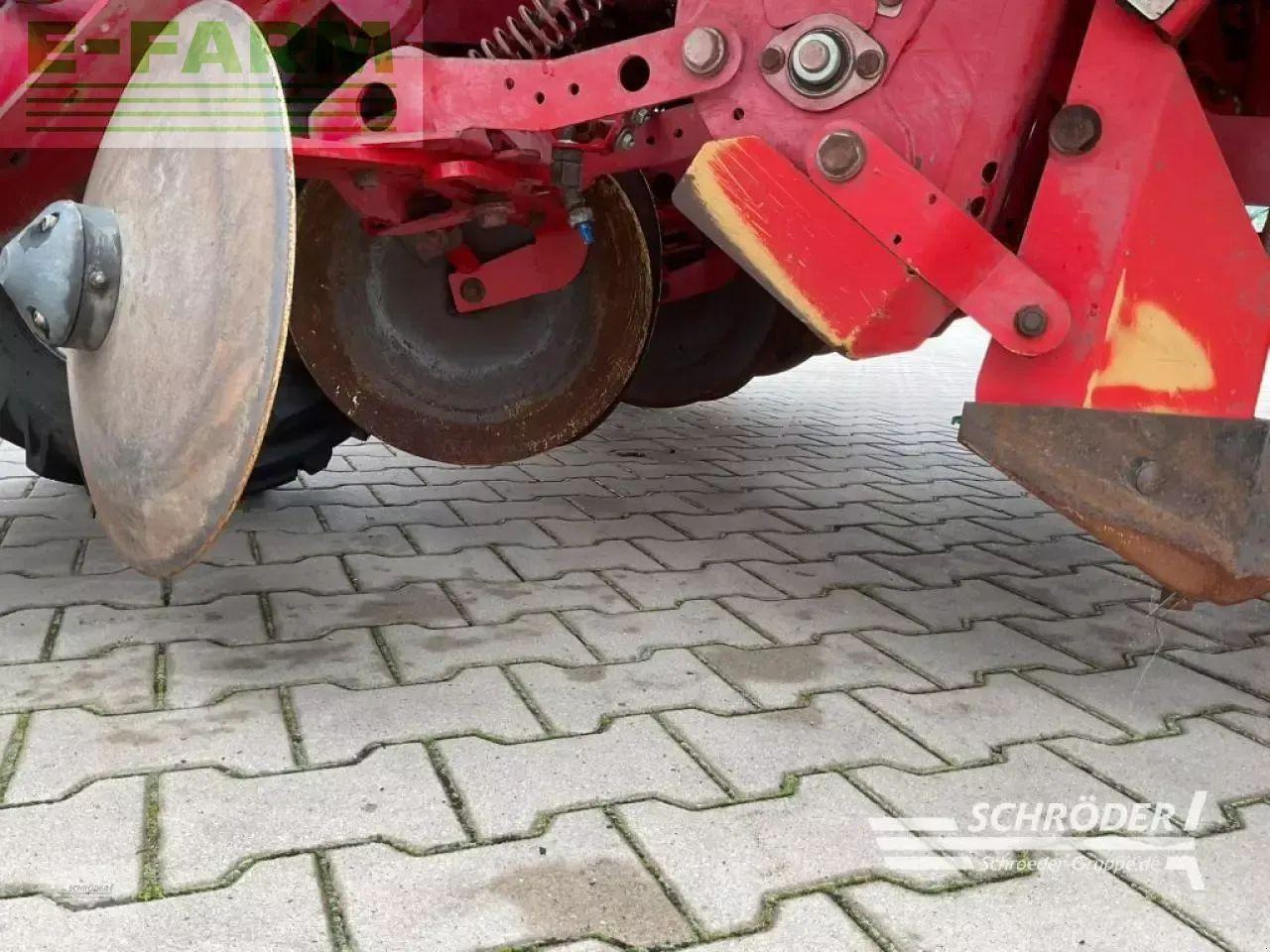 Картофелеуборочный комбайн Grimme gl 34 t: фото 8 Картофелеуборочный комбайн Grimme gl 34 t: фото 8