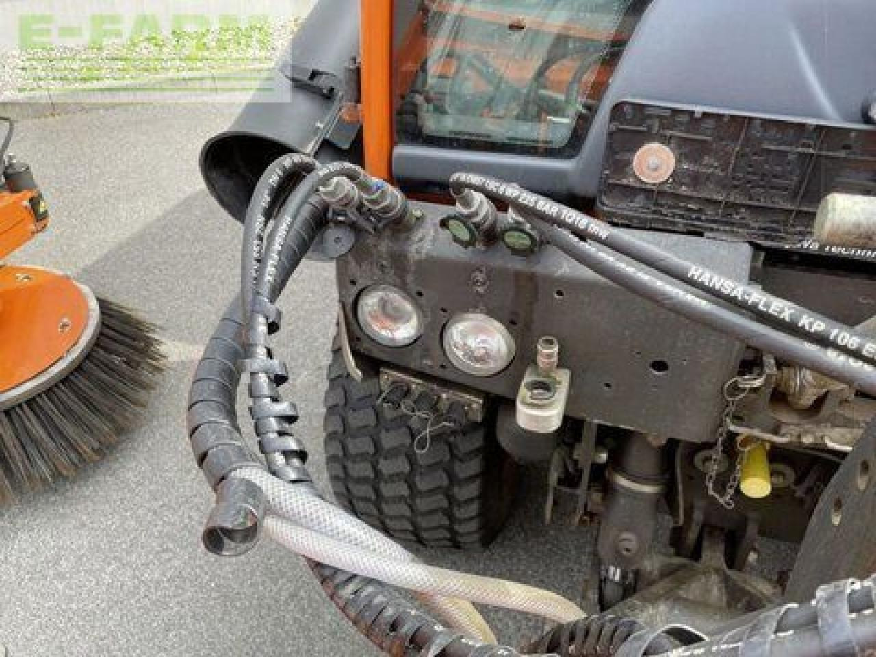 Holder c 65 single cab - Трактор: фото 3 Holder c 65 single cab - Трактор: фото 3