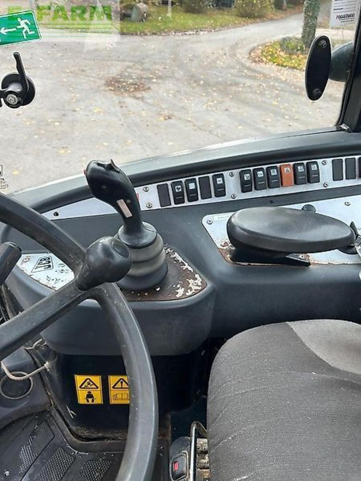 Мини-экскаватор JCB 409: фото 18