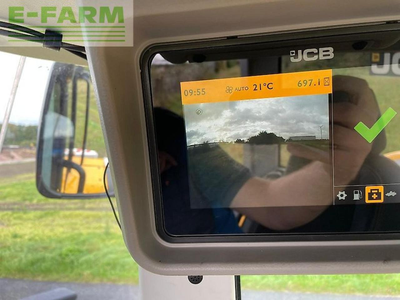 JCB 427 agri - Мини-экскаватор: фото 5 JCB 427 agri - Мини-экскаватор: фото 5