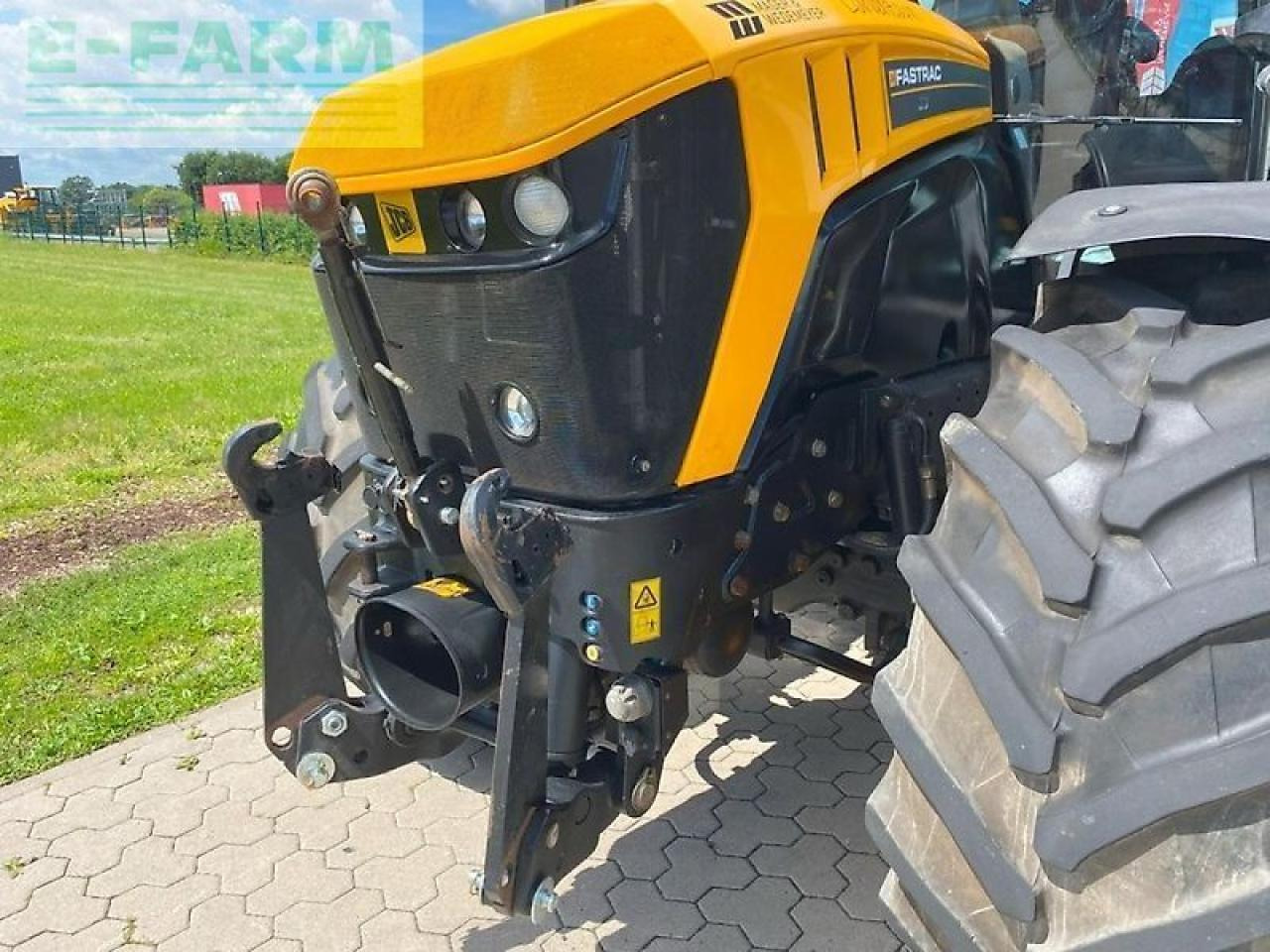 JCB fastrac 4220 v-tronic - Трактор: фото 2 JCB fastrac 4220 v-tronic - Трактор: фото 2