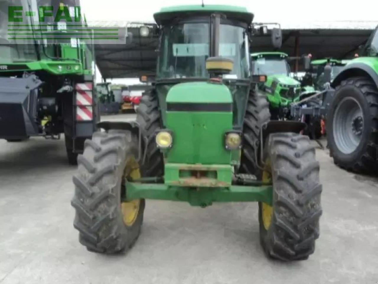 John Deere 2850 - Трактор: фото 4 John Deere 2850 - Трактор: фото 4