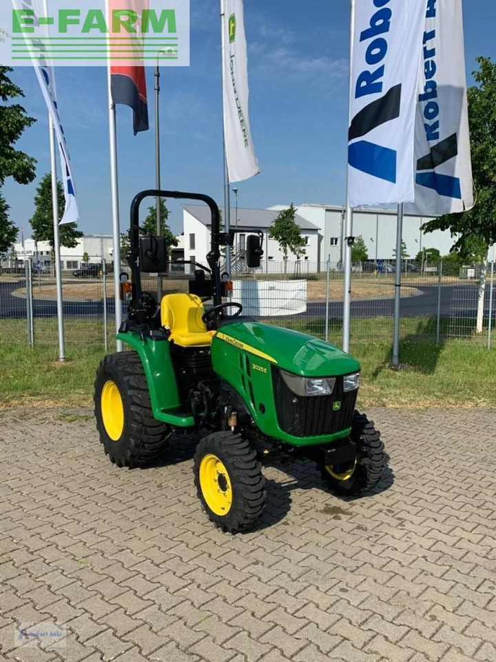 John Deere 3025e - Трактор: фото 1 John Deere 3025e - Трактор: фото 1