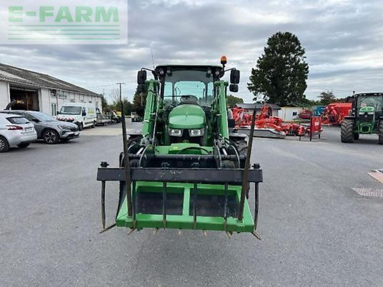 John Deere 5090m - Трактор: фото 3 John Deere 5090m - Трактор: фото 3