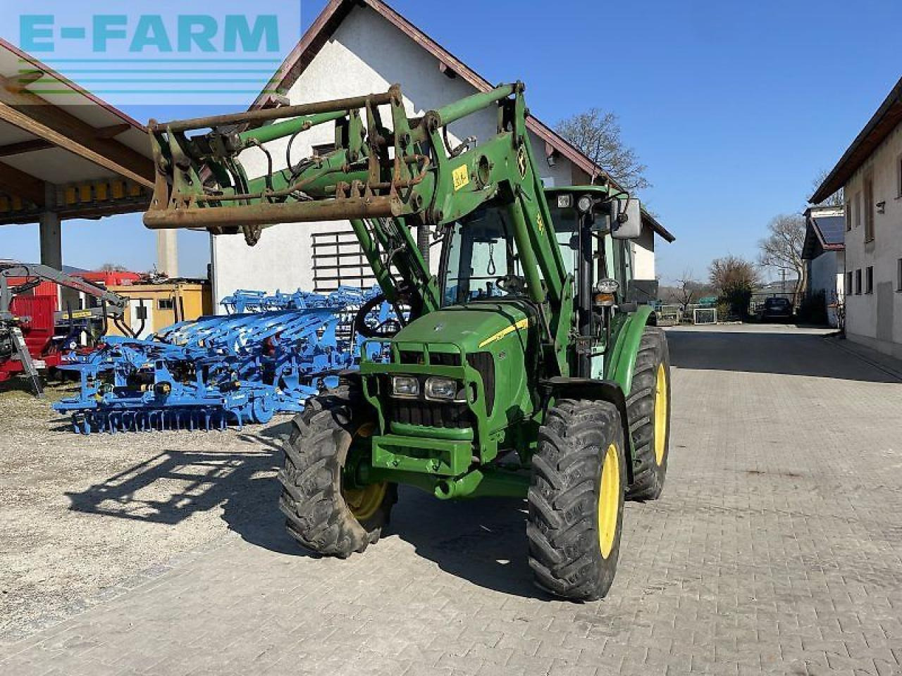John Deere 5620 fl premium - Трактор: фото 4 John Deere 5620 fl premium - Трактор: фото 4