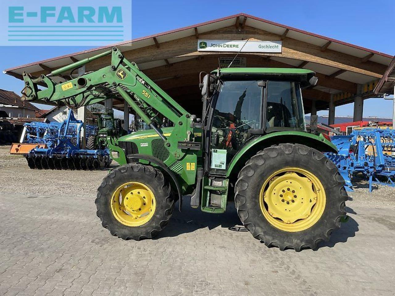 John Deere 5620 fl premium - Трактор: фото 3 John Deere 5620 fl premium - Трактор: фото 3