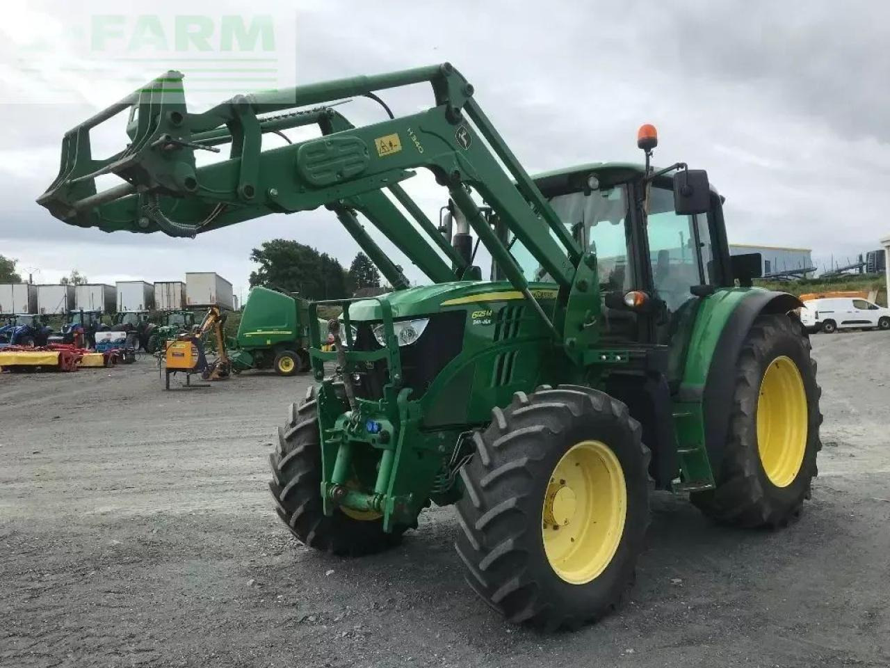 John Deere 6125 m . appelez le 06.45.65.73.53 - Трактор: фото 2 John Deere 6125 m . appelez le 06.45.65.73.53 - Трактор: фото 2