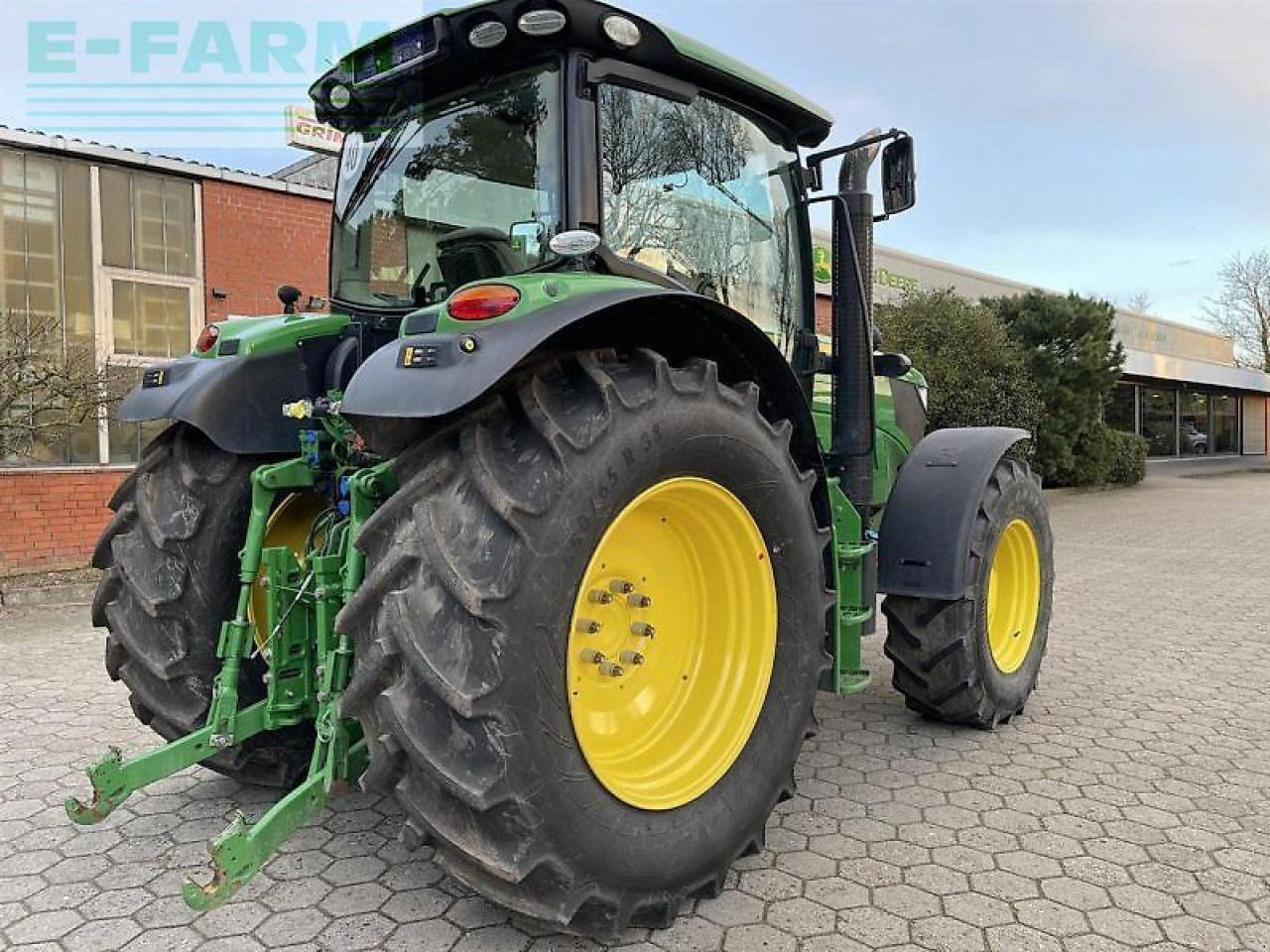 John Deere 6140r dd 40 - Трактор: фото 3 John Deere 6140r dd 40 - Трактор: фото 3