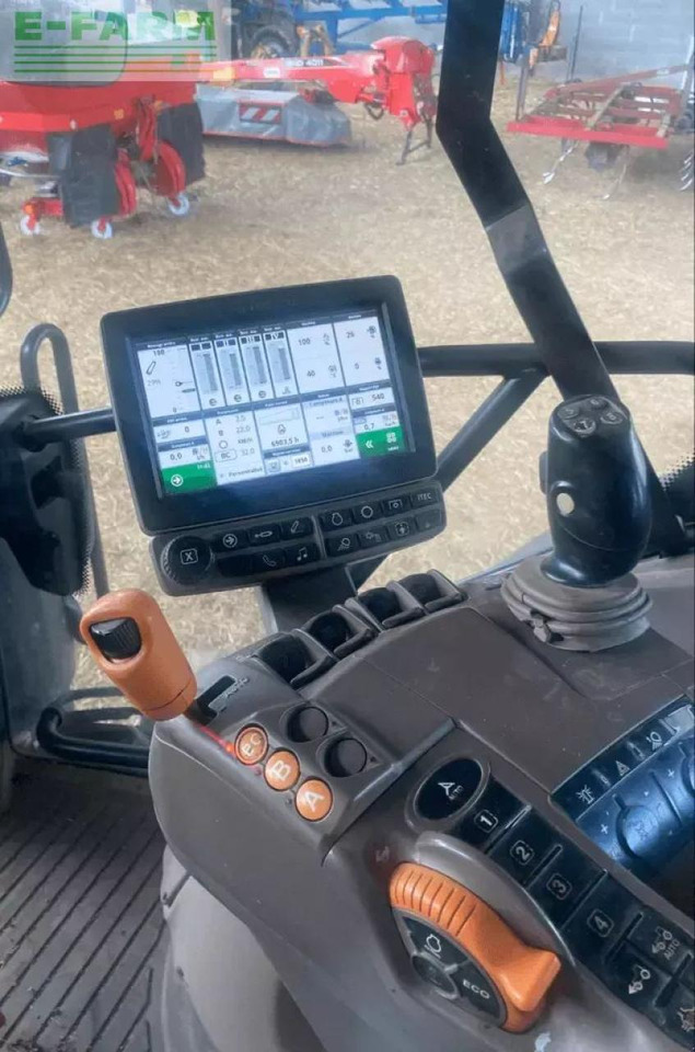 John Deere 6145r - Трактор: фото 5 John Deere 6145r - Трактор: фото 5