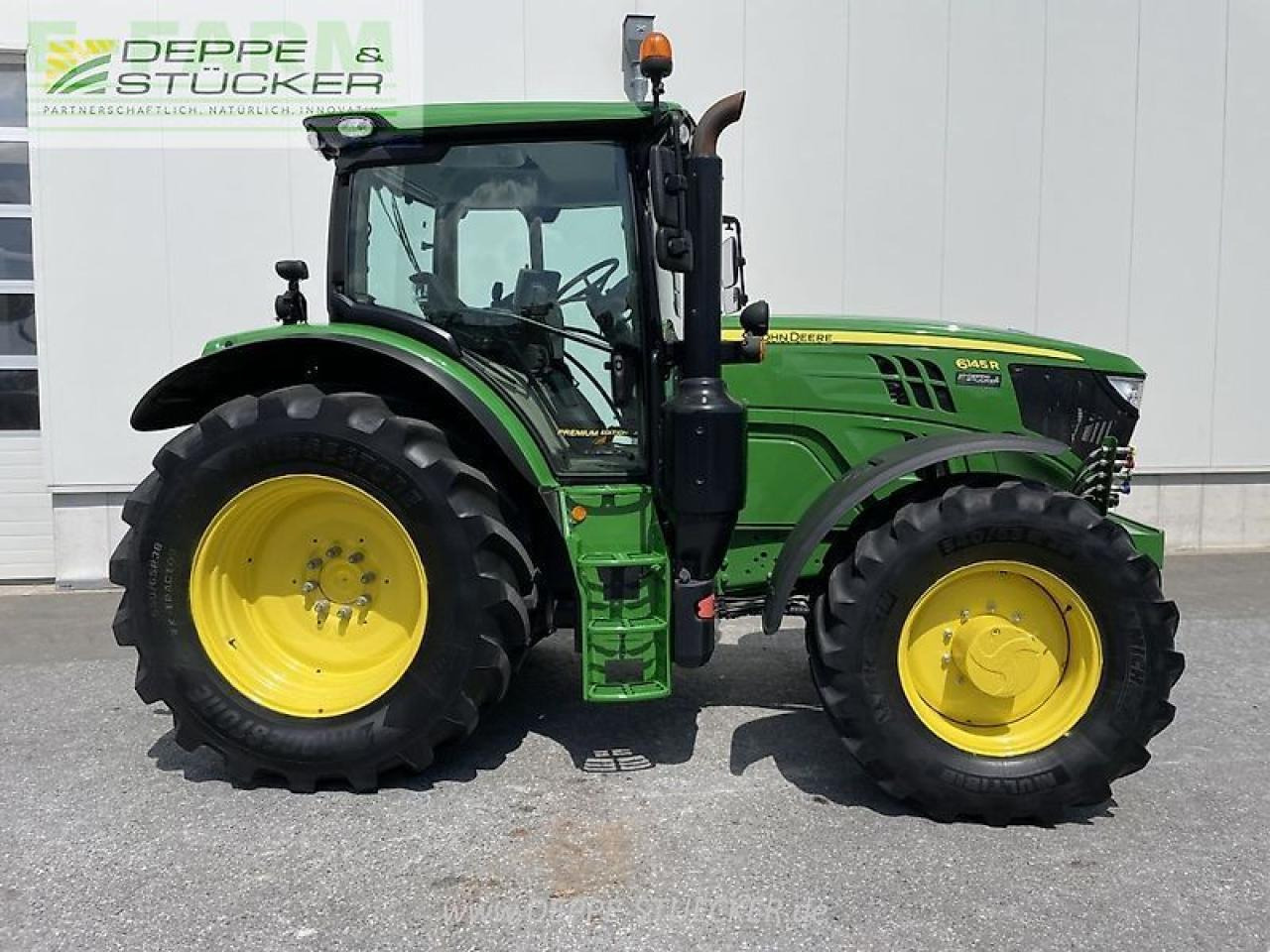 John Deere 6145r commandpro - Трактор: фото 4 John Deere 6145r commandpro - Трактор: фото 4