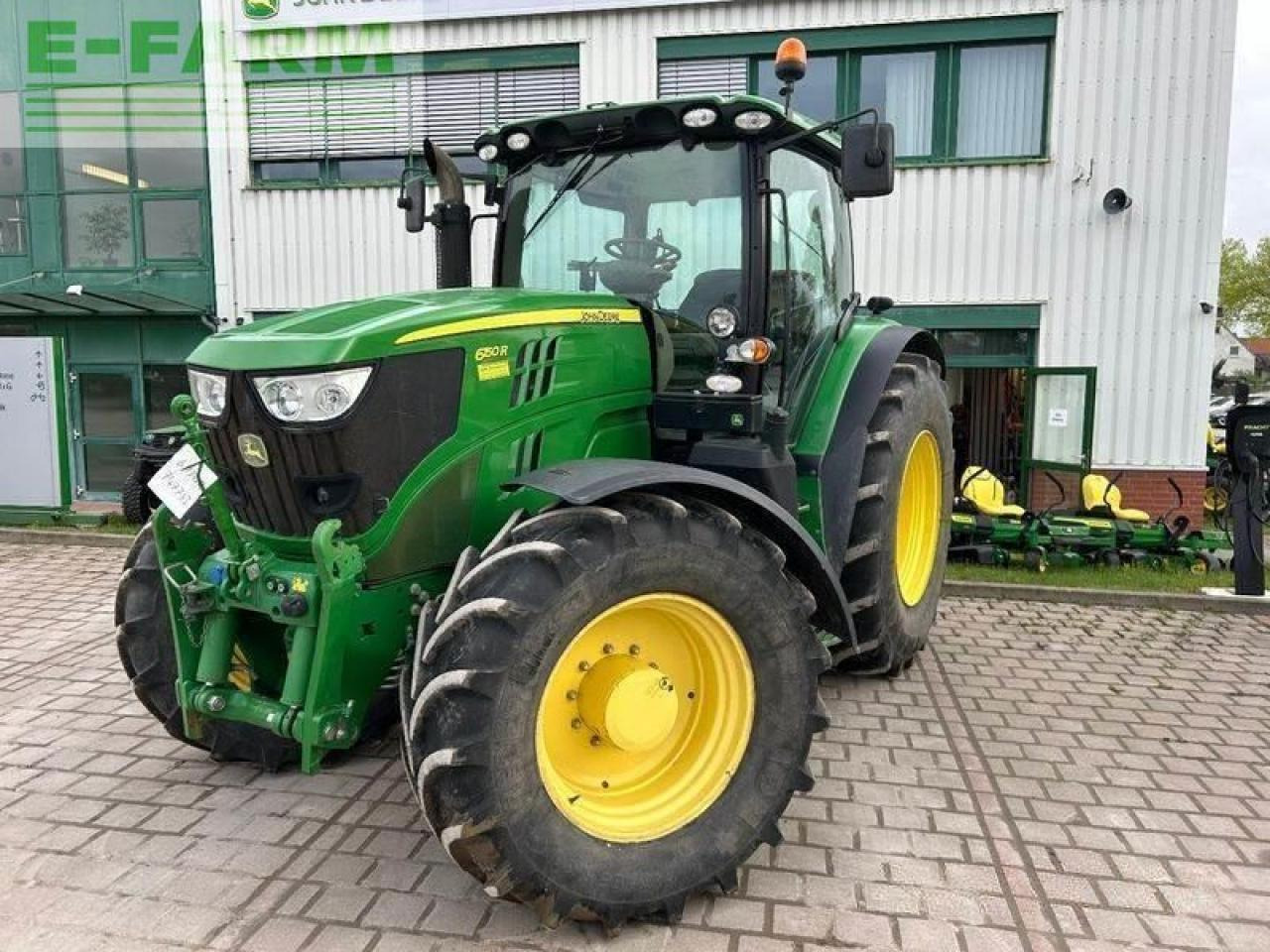 John Deere 6150r - Трактор: фото 1 John Deere 6150r - Трактор: фото 1