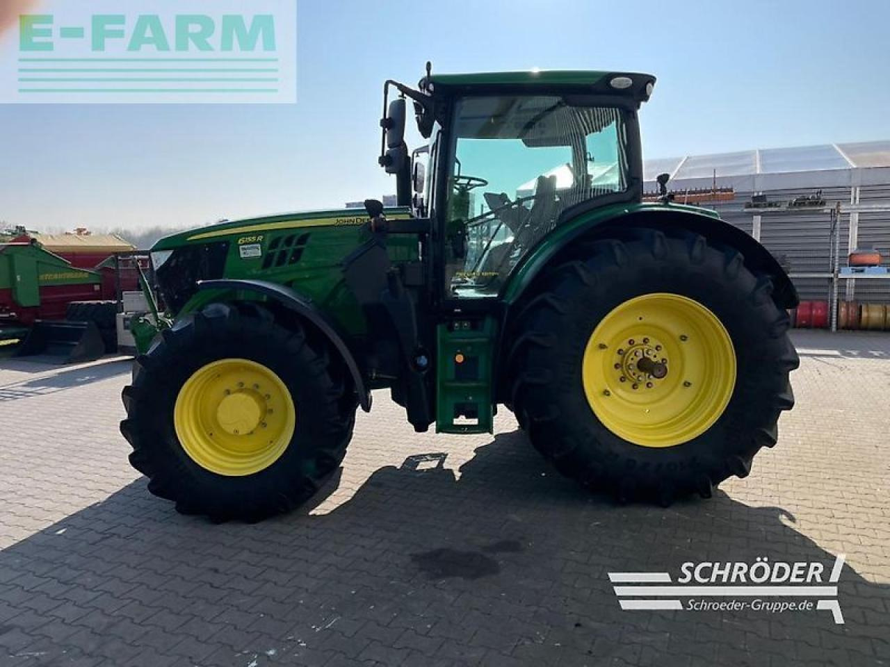 John Deere 6155 r - Трактор: фото 4 John Deere 6155 r - Трактор: фото 4