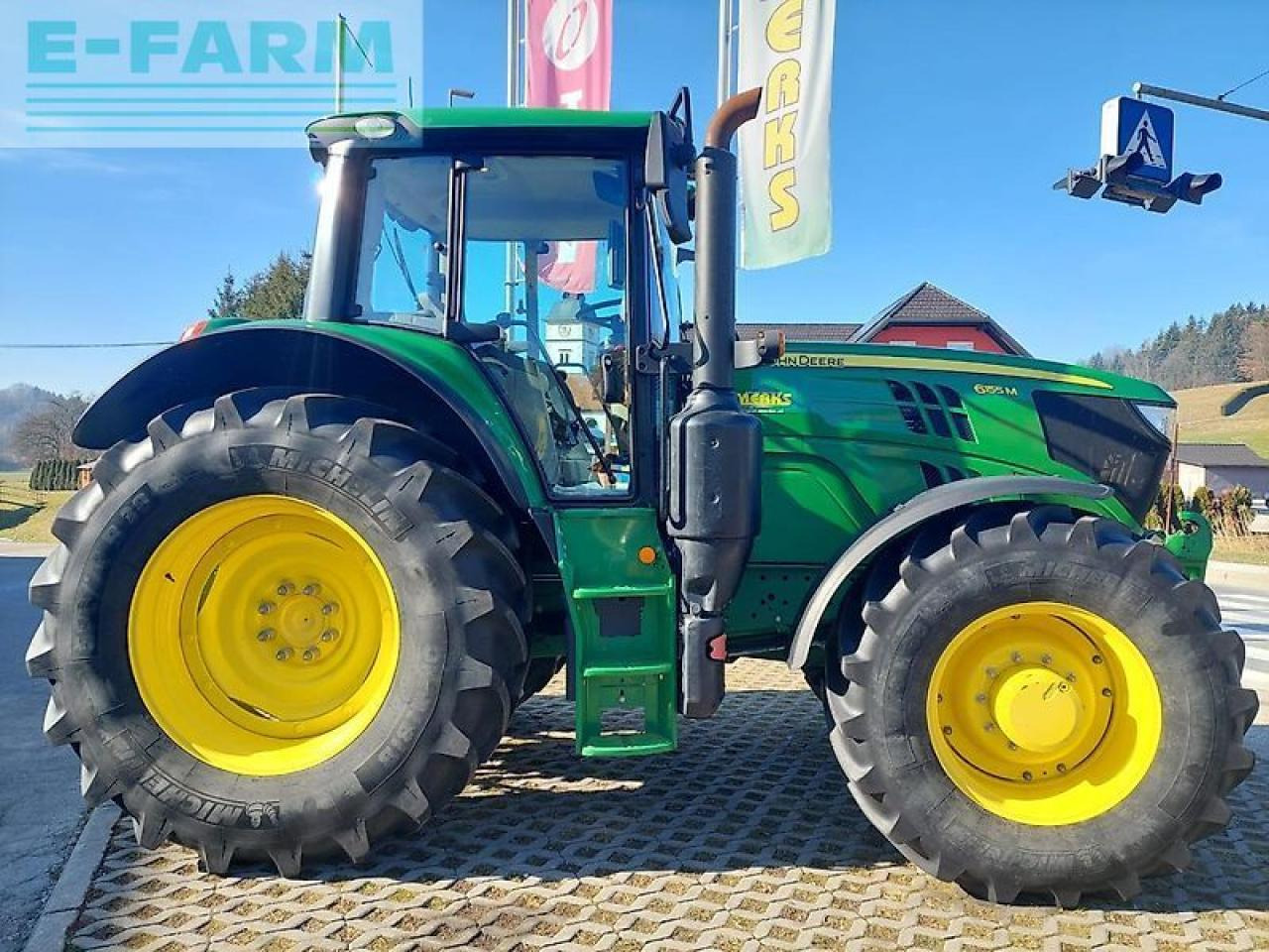 Трактор John Deere 6155m: фото 8