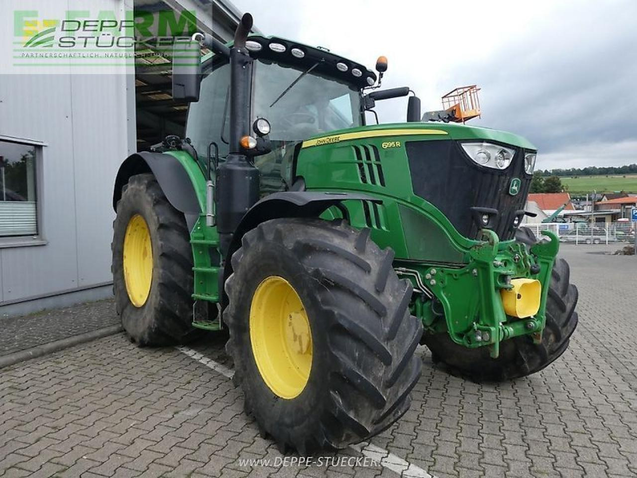 John Deere 6195r - Трактор: фото 3 John Deere 6195r - Трактор: фото 3