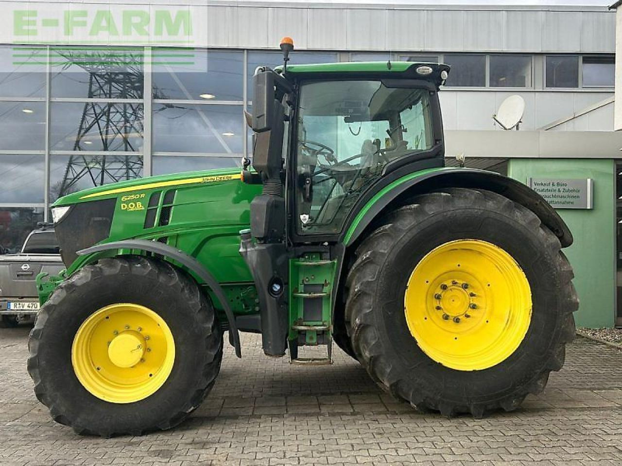 John Deere 6250r - Трактор: фото 4 John Deere 6250r - Трактор: фото 4