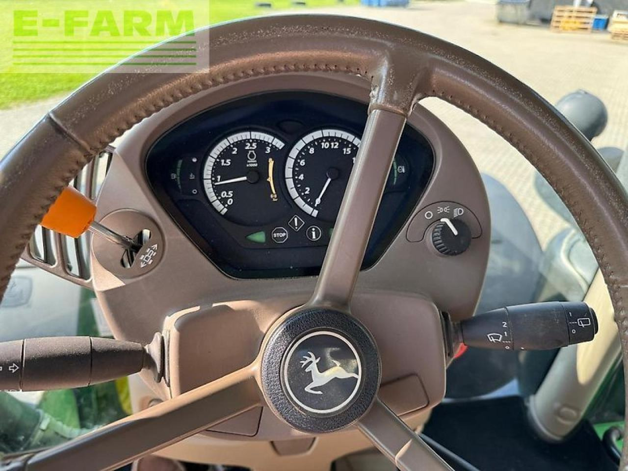 John Deere 6250r - Трактор: фото 2 John Deere 6250r - Трактор: фото 2