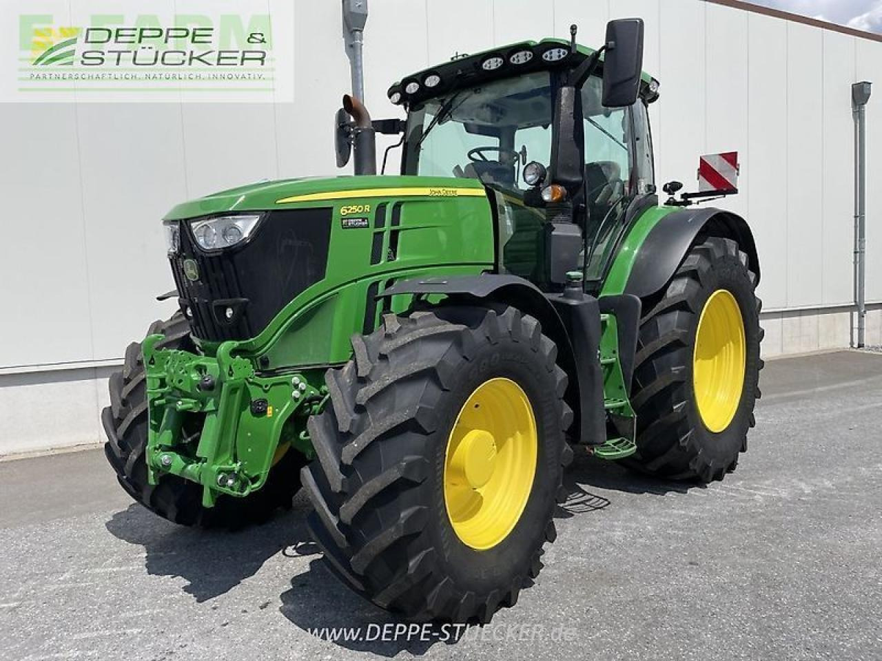 John Deere 6250r - Трактор: фото 1 John Deere 6250r - Трактор: фото 1