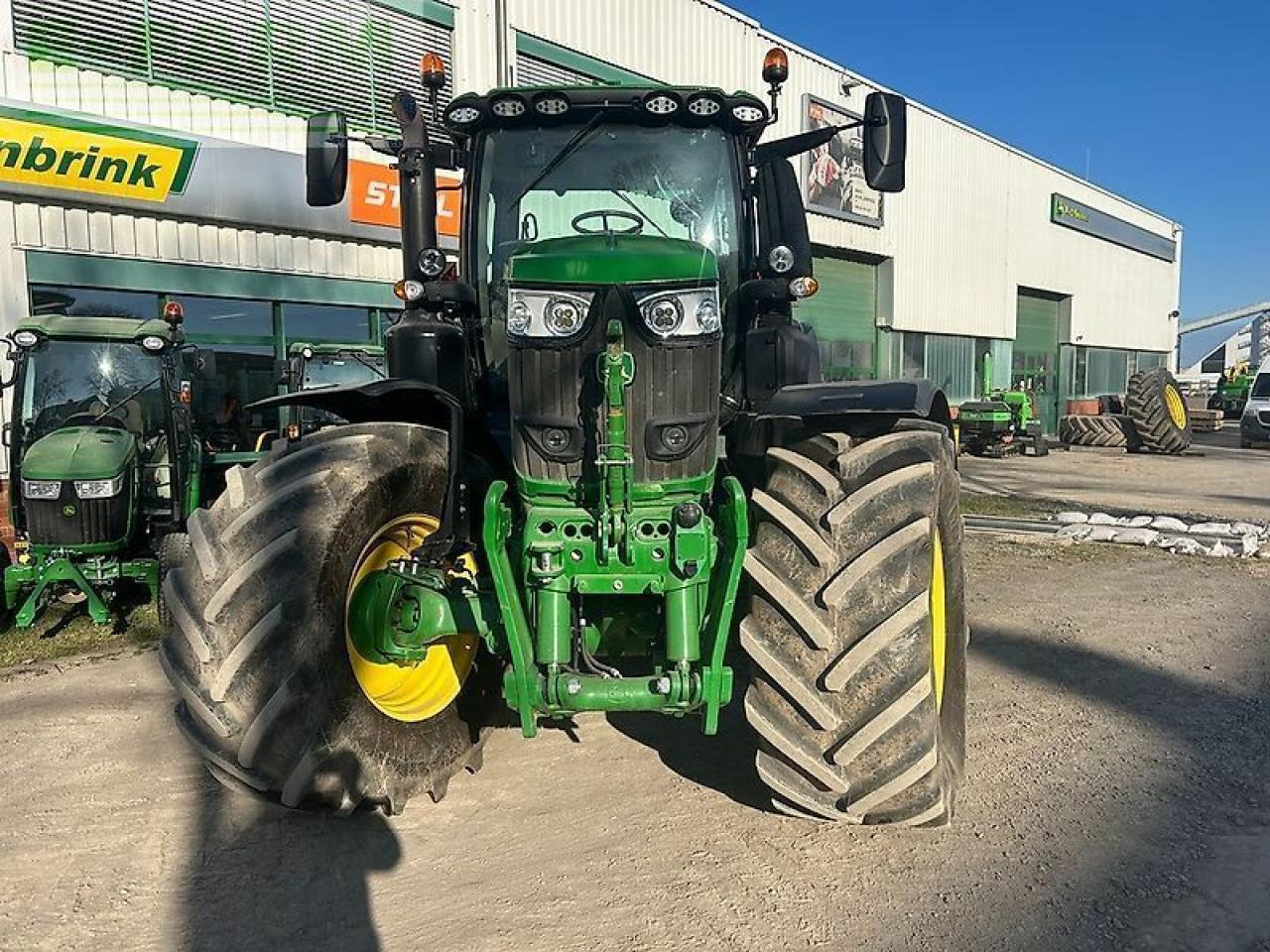 John Deere 6250r - Трактор: фото 2 John Deere 6250r - Трактор: фото 2